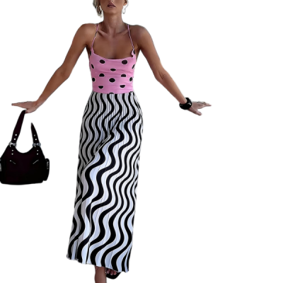 Relaxed linen-cotton dress, all-day comfort.